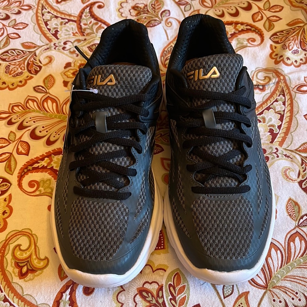 Brand new memory foam Fila sneakers